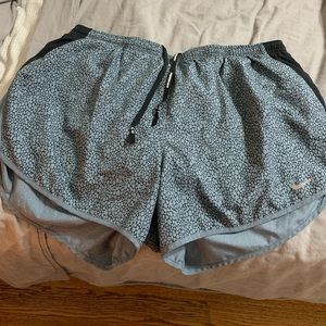 Running shorts